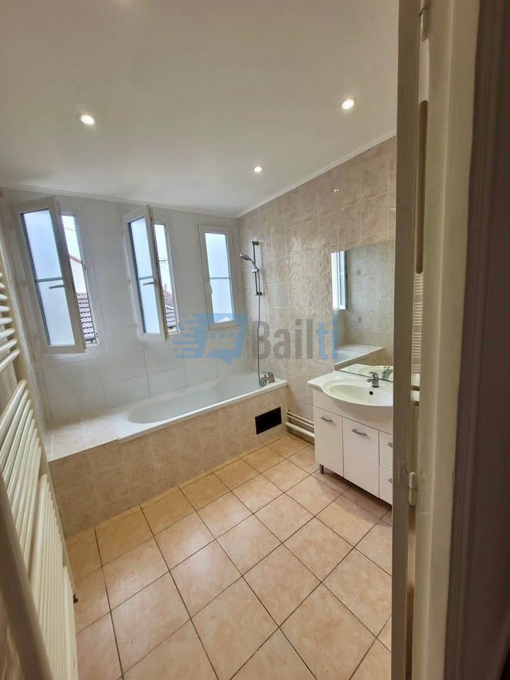 1 pièce - Appartement