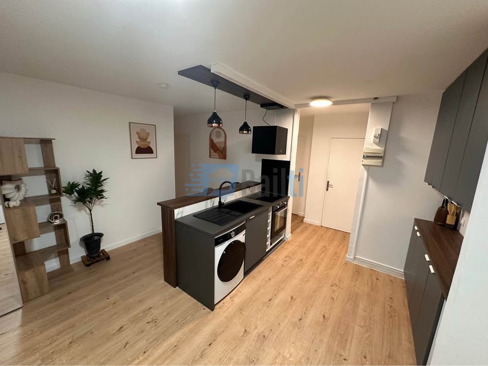 4 Rooms - Apartment