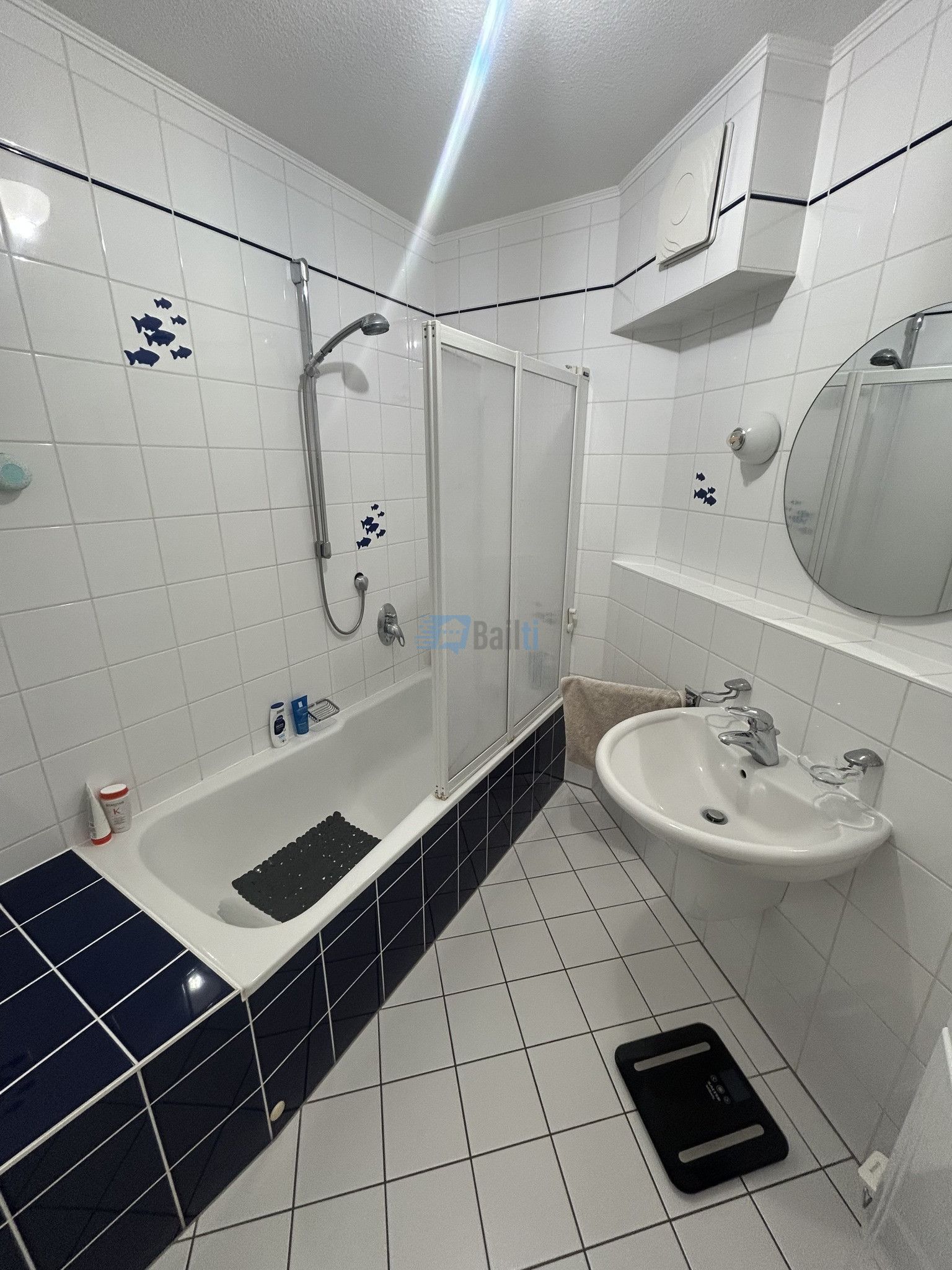 spacious furnished 2-bedroom apartment