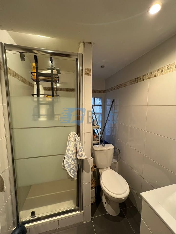 Nous sommes à la recherche d'un futur.e colocataire